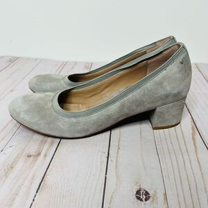 Vionic Natalie Light Gray Suede Block Heels Round Toe
